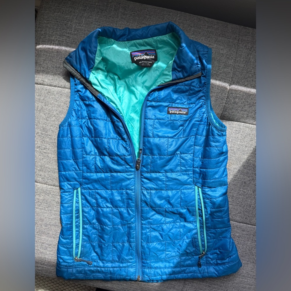 Patagonia Teal and Blue Women's Vest